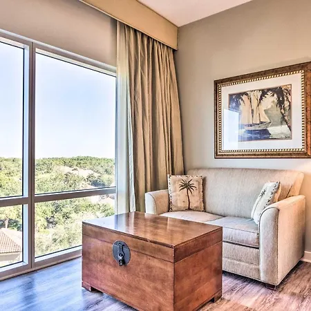 Studio With Pool Access - Walk To Miramar Beach!